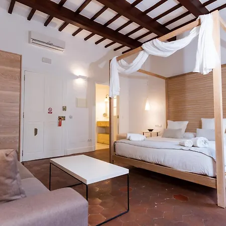 Roca Nou Hotel