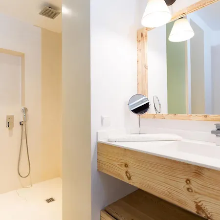 Roca Nou Hotel